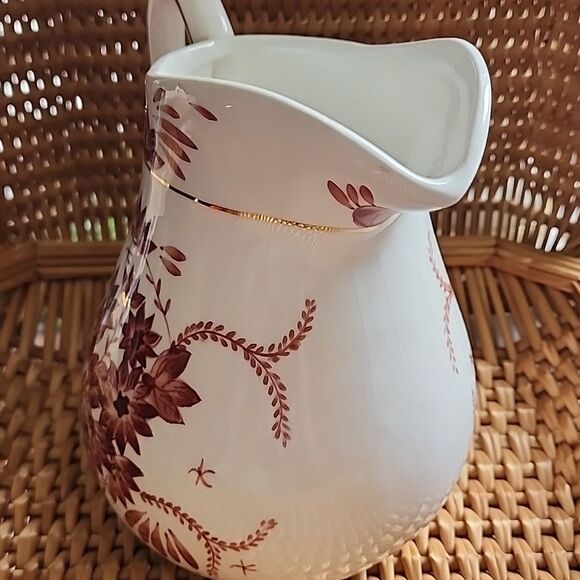 Floral Pitcher Gold Tone Accent - Picture 6 of 8